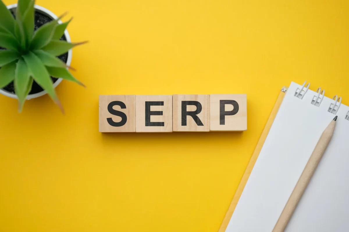 modern-marketing-buzzword-serp-search-engine-results-page-1536x1024-1.webp